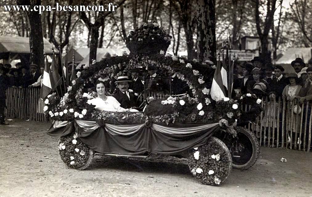 BESANÇON - Fêtes à Pasteur - Voiture fleurie - 27 mai 1923... jour d'inauguration de la 2ème Foire Comtoise à Chamars.